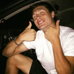 Meet your Posher, Kendall